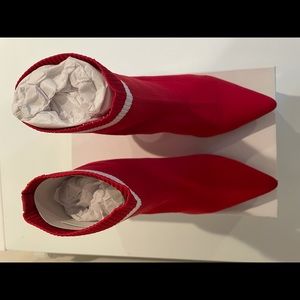 Jaggar Footwear- Red /White Stripes